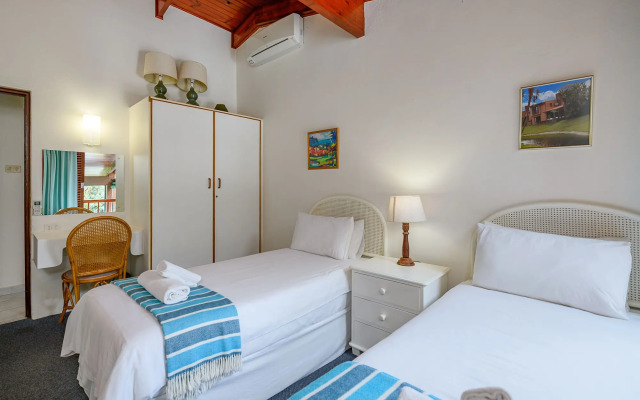 San Lameer Villa Rentals 3311