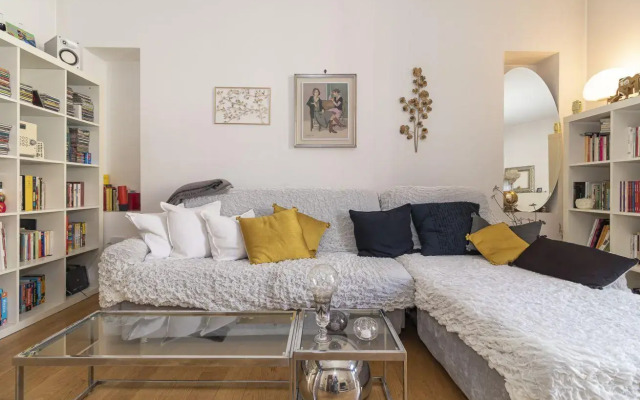 Bellotti 4 · Renovated apartment in Milan center - WiFi - A.C.