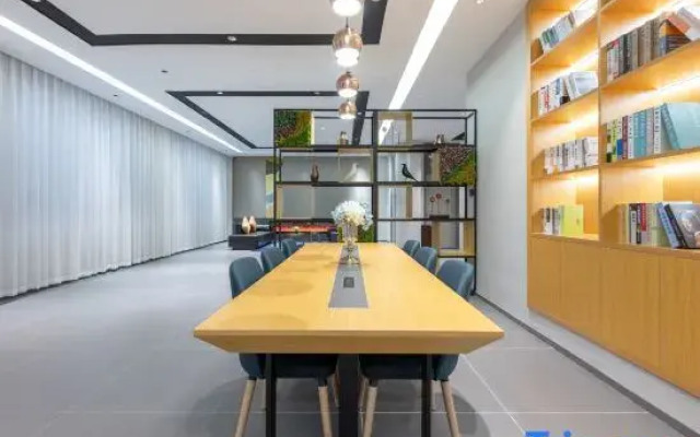 Homeinn Selected Hotel (Baoji Administrative Avenue Zhong Hospital East Area)