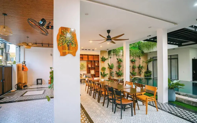 Beach Palm Villa Hoi An