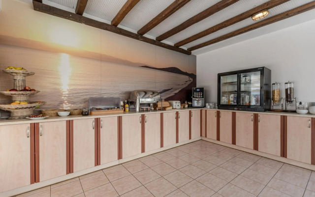 Agios Prokopios Hotel
