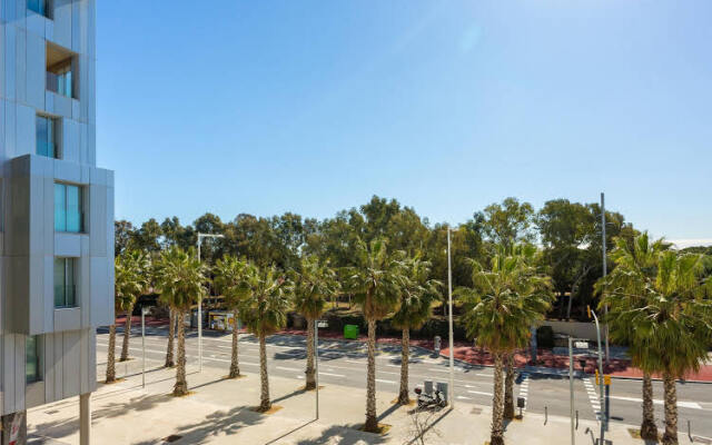 Barcelona 1 Br Apartment Shared Terrace With Swimming Pool Hoa 42151