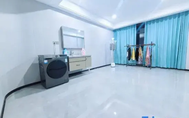 Tianyuan Hotel (Uxin Banner Cultural and Sports Center)