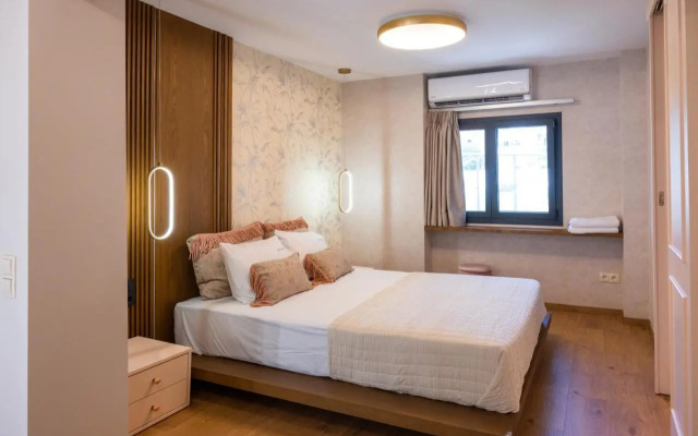 Adell Miramare Golden Loft