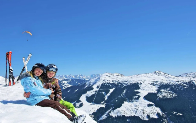Spacious Apartment in Saalbach-hinterglemm near Ski Area