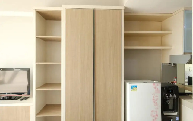 TwoSpaces Living at UResidence Apartment