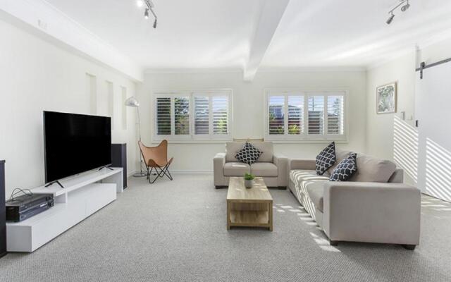 Shellharbour Seaside Escape