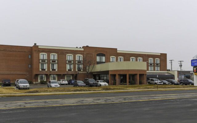 Airport Inn Hotel