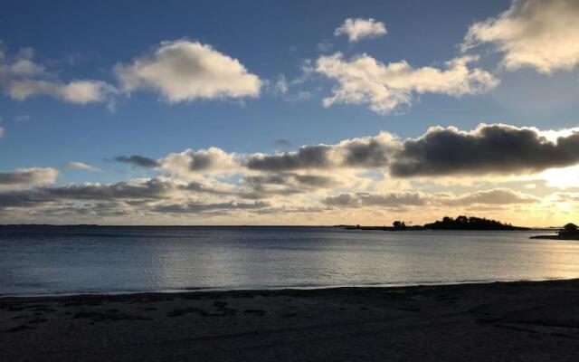Hanko bright studio close to the marina