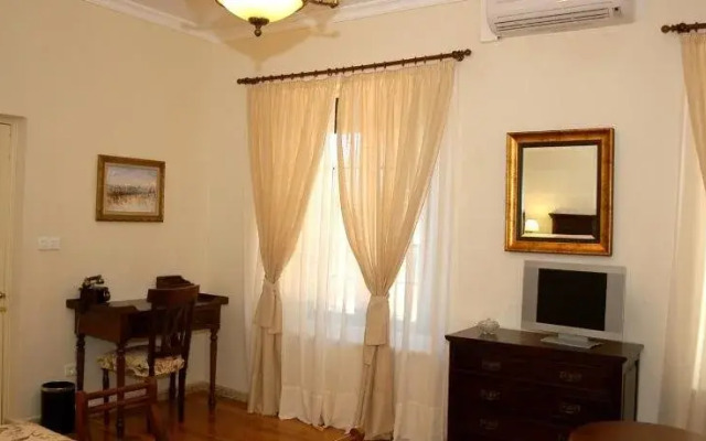 Riotinto Victorian House