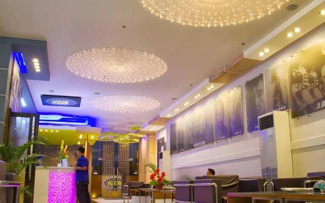 Hotel DreamWorld North EDSA