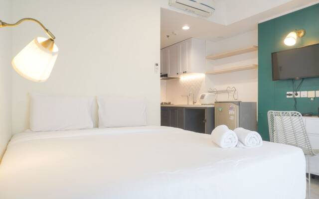 Warm And Simply Studio Room West Vista Apartment