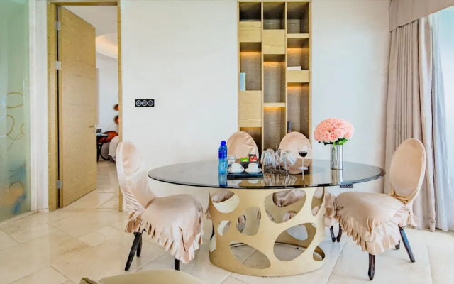 Yuejia Sea Apartment Phoenix Island