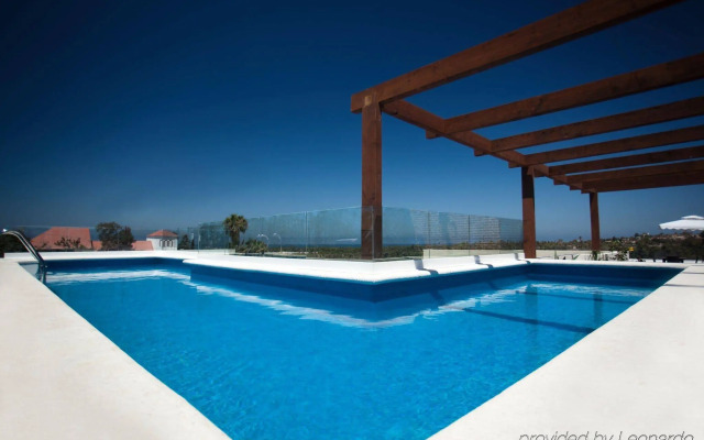 Guaycura Boutique Hotel Beach Club & Spa