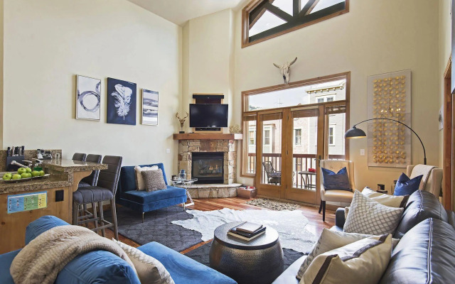 Lift Lodge Condo