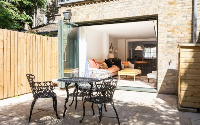 Vernon Street by Onefinestay