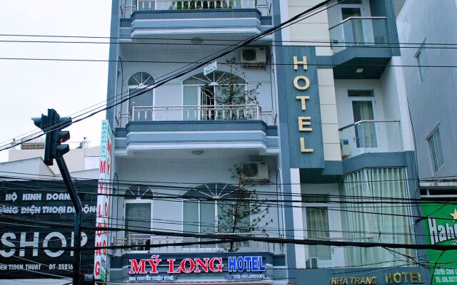 My Long Hotel