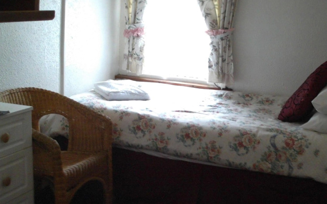 Jollies Hotel