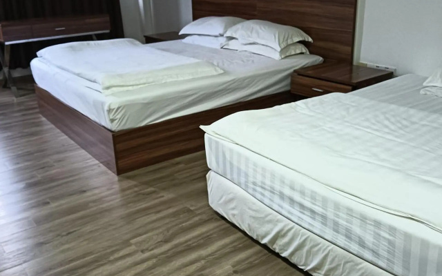 Hotel O Oriental Hotel – Guest Rooms – Sarikei
