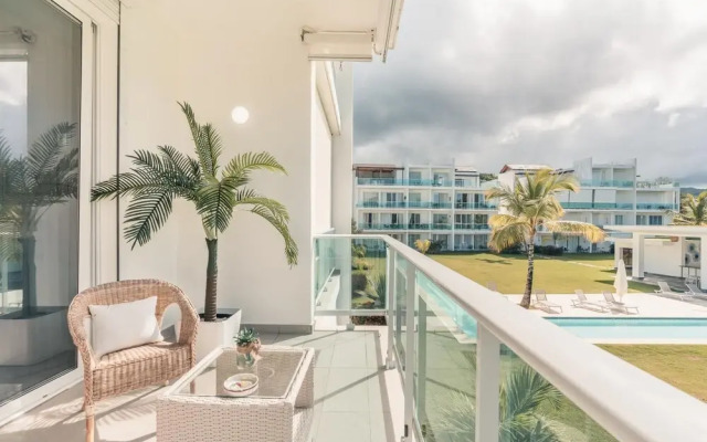 Playa Bonita Nautical Apartment at Lake View