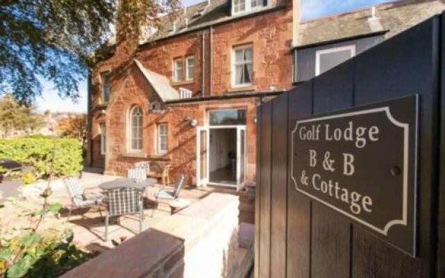 Golf Lodge Bed & Breakfast