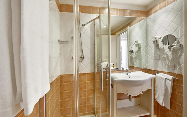 COLONNA GRAND HOTEL CAPO TESTA, a Colonna Luxury Beach Hotel, Santa Teresa Sardegna