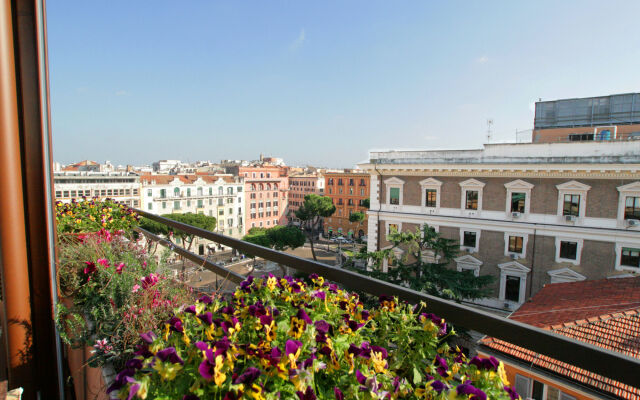 Roof Suite Rome Historic Residence