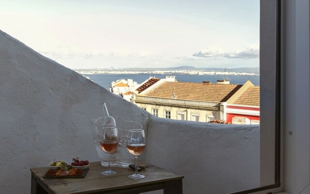 Elegant Graca Duplex Apartment Rentexperience