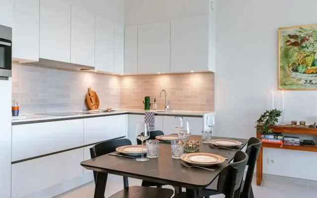 Brand new Apartment With Terrace in Sky Garden