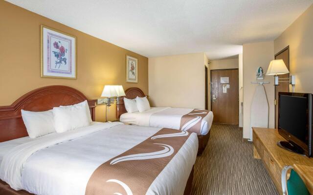 Quality Inn - Storm Lake