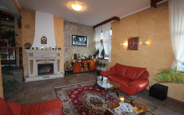 Kap House Hotel
