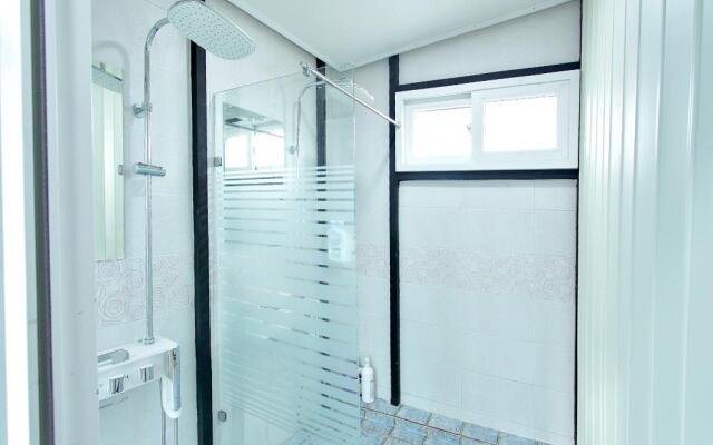 Jeju Nunkeunsaeu Guest House