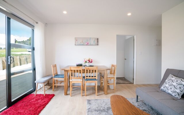 Schnapper Rock Brand New 2 Bedrooms Unit