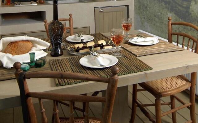 Mazaraki Guesthouse