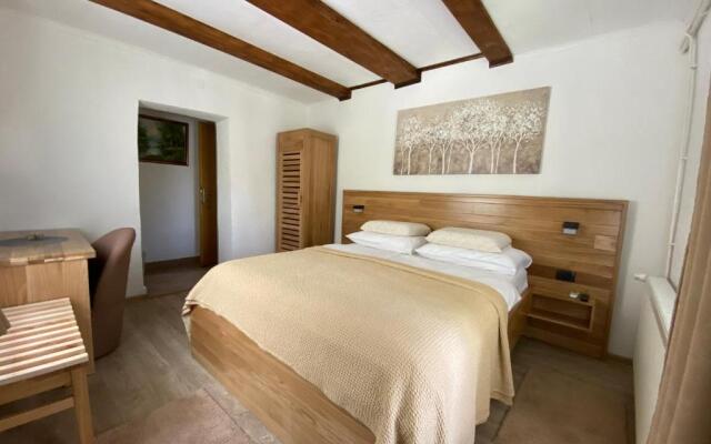 Rada Guest House