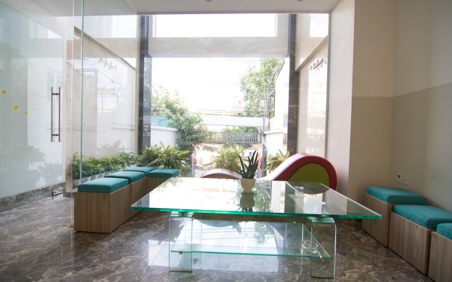 Cozrum - Love Hotel Tran Binh Trong – Guest Rooms – Ho Chi Minh City
