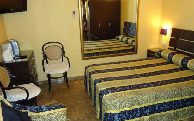 Apartamentos Ray