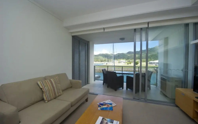 Blue on Blue Superior Studio Room 1241