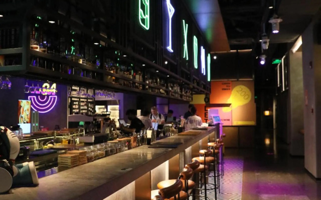 Moxy Shenzhen North Station