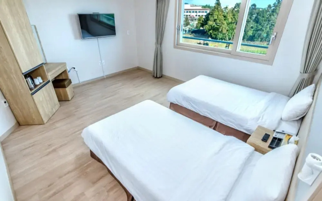 Seogwipo Jay Hill and City Hotel