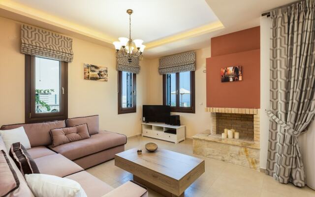 Family Kantifes Villa w Private Pool sea View