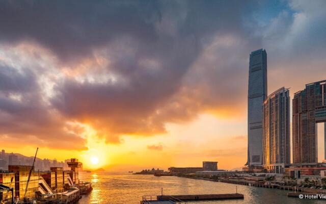 Royal Pacific Hotel (Chalet)