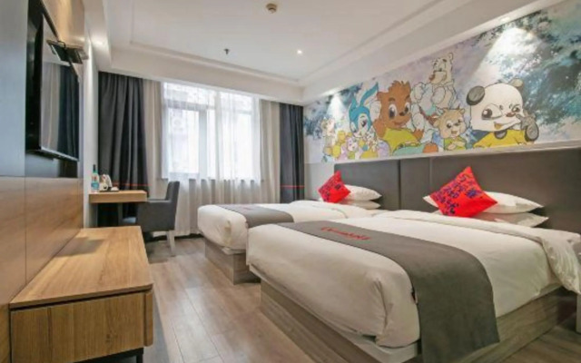 Junyi Hotel (Wenzhou Railway Station Wutian Old Street)