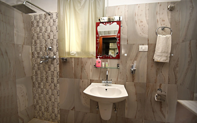 Hotel Osho Home