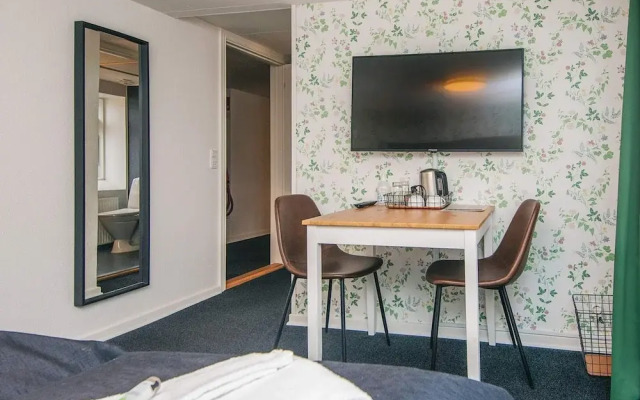 2 Person Holiday Park Home in Give