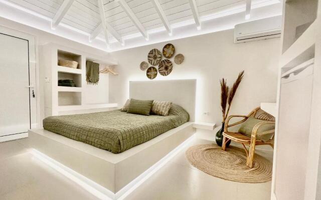White House Kokas Luxury Apartments