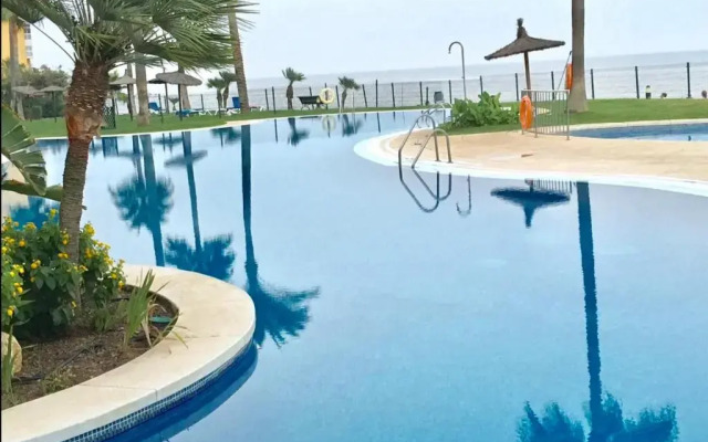 Mi Capricho 9F Beachfront Complex - Apartment Beachside - Costa del Sol