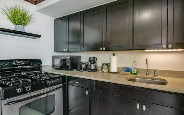 Bamboo 601 - Studio Condo