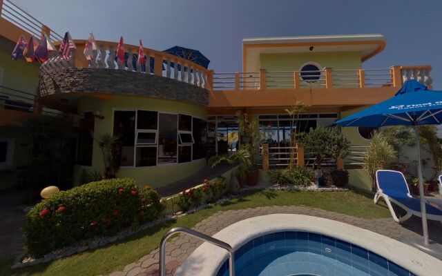 P and M Final Option Hotel
