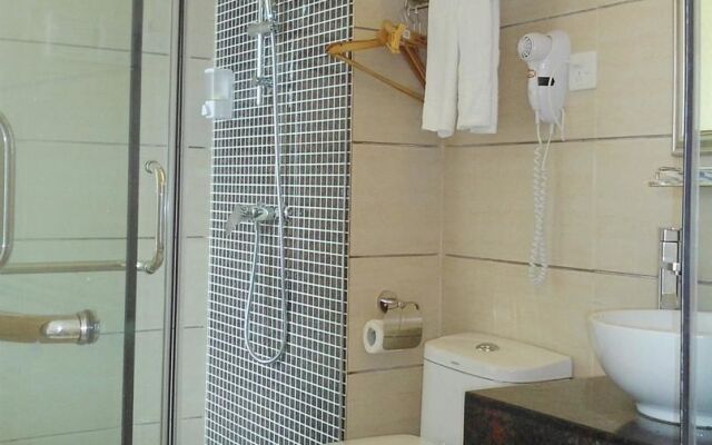 Perfect Season Hotel (Tiexi Branch)